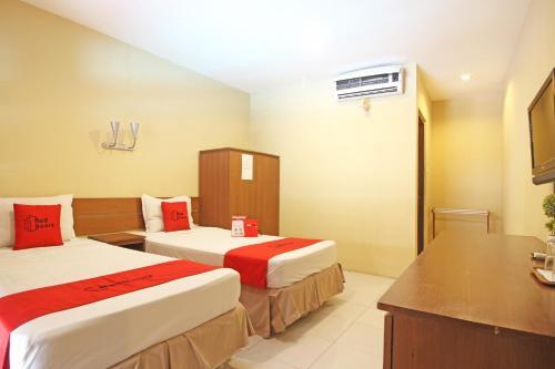 Суракарта: RedDoorz near Pusat Grosir Solo