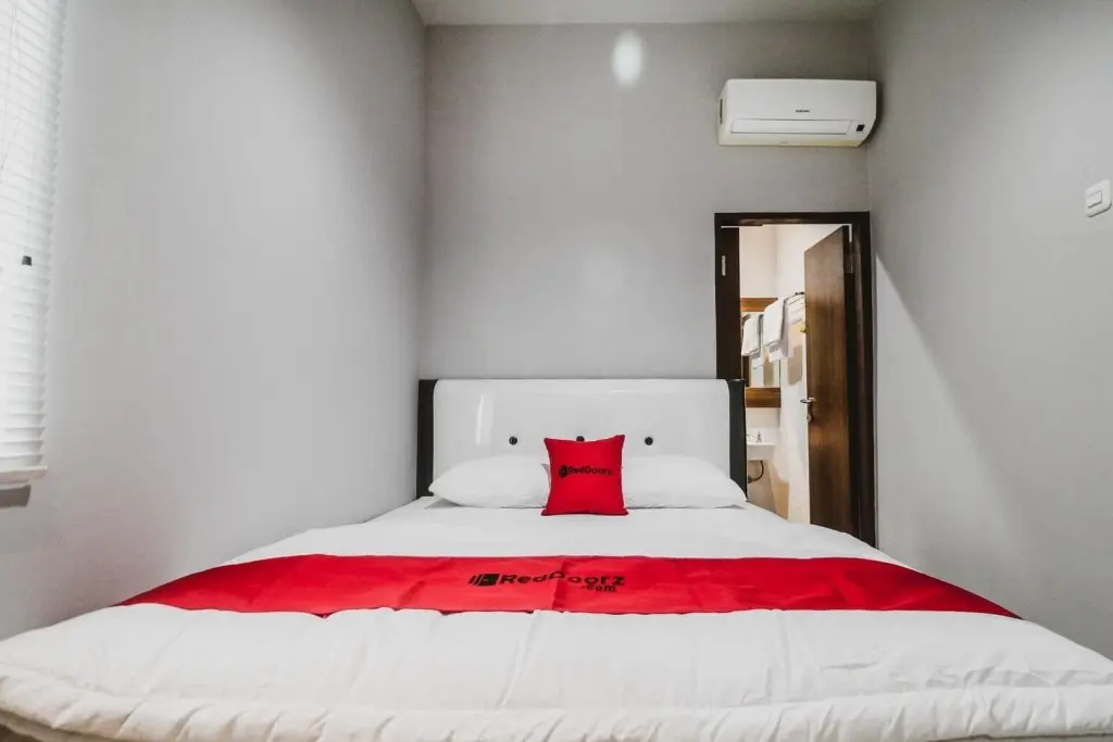 Джакарта: RedDoorz near Kebon Jeruk Jakarta
