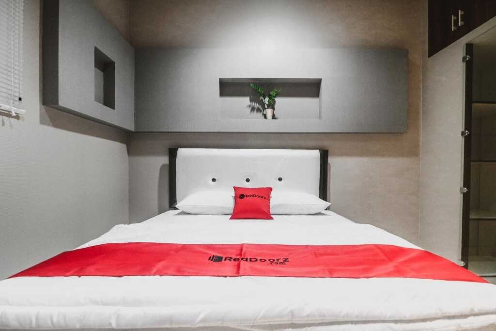 Джакарта: RedDoorz near Kebon Jeruk Jakarta