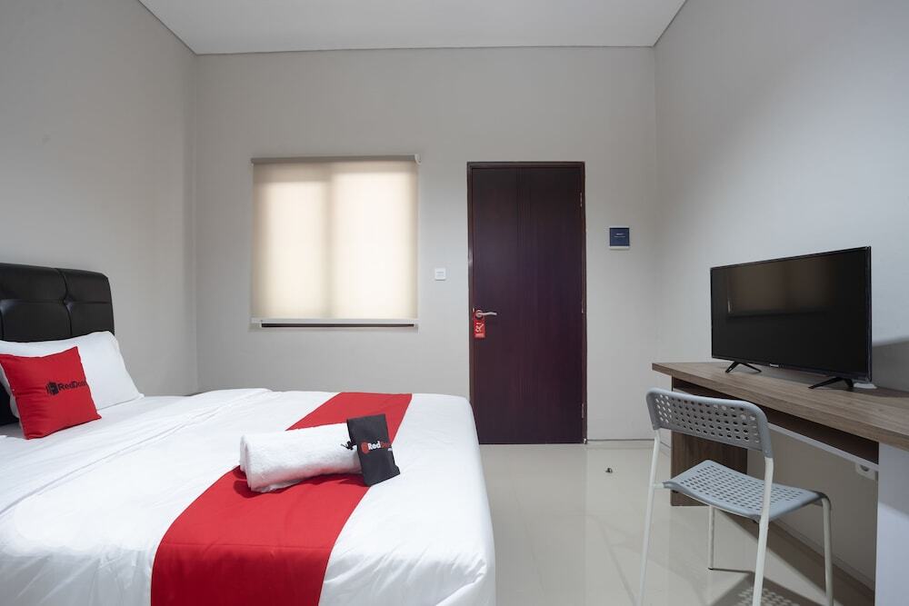 Джакарта: RedDoorz Plus near JIEXPO Kemayoran