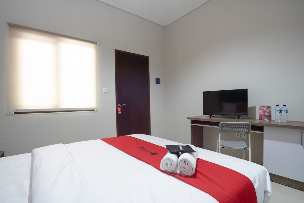 Джакарта: RedDoorz Plus near JIEXPO Kemayoran