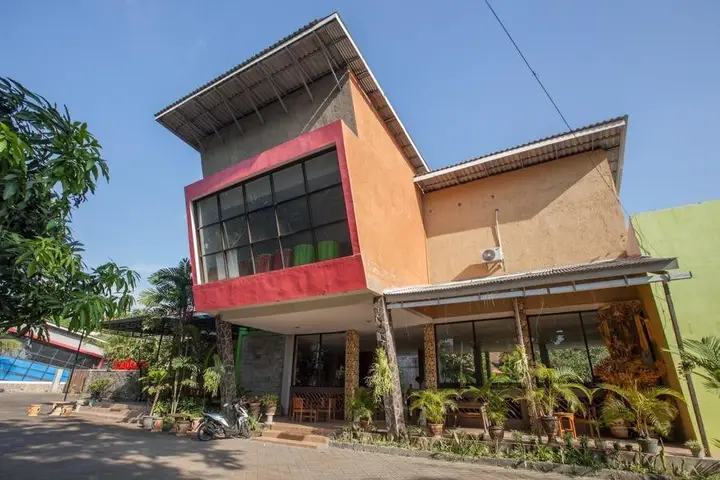 Баньюванги: RedDoorz near Stadion Diponegoro Banyuwangi