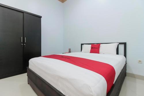 Палангкарая: RedDoorz Plus near Mega Town Square