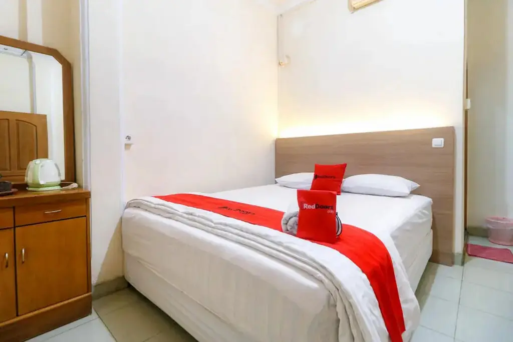 Джамби: RedDoorz Plus near WTC Batanghari Mall