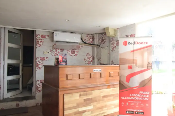 Сурабая: RedDoorz near Pelabuhan Tanjung Perak 2 Surabaya
