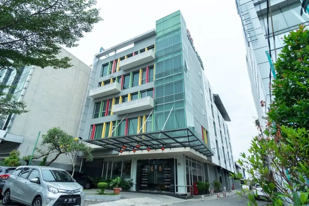 Медан: Putra Mulia Hotel
