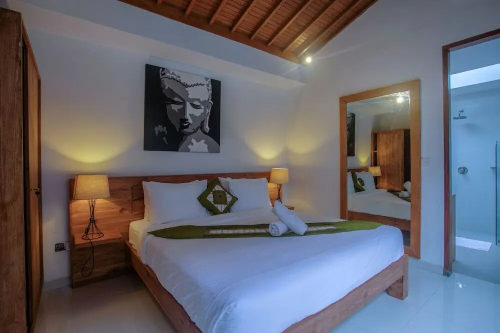 Кута: Villa Denoya