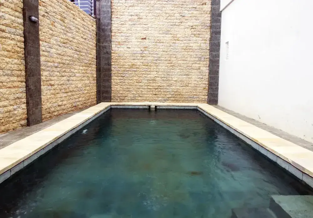 Умеаньяр: Riin Villa Lovina
