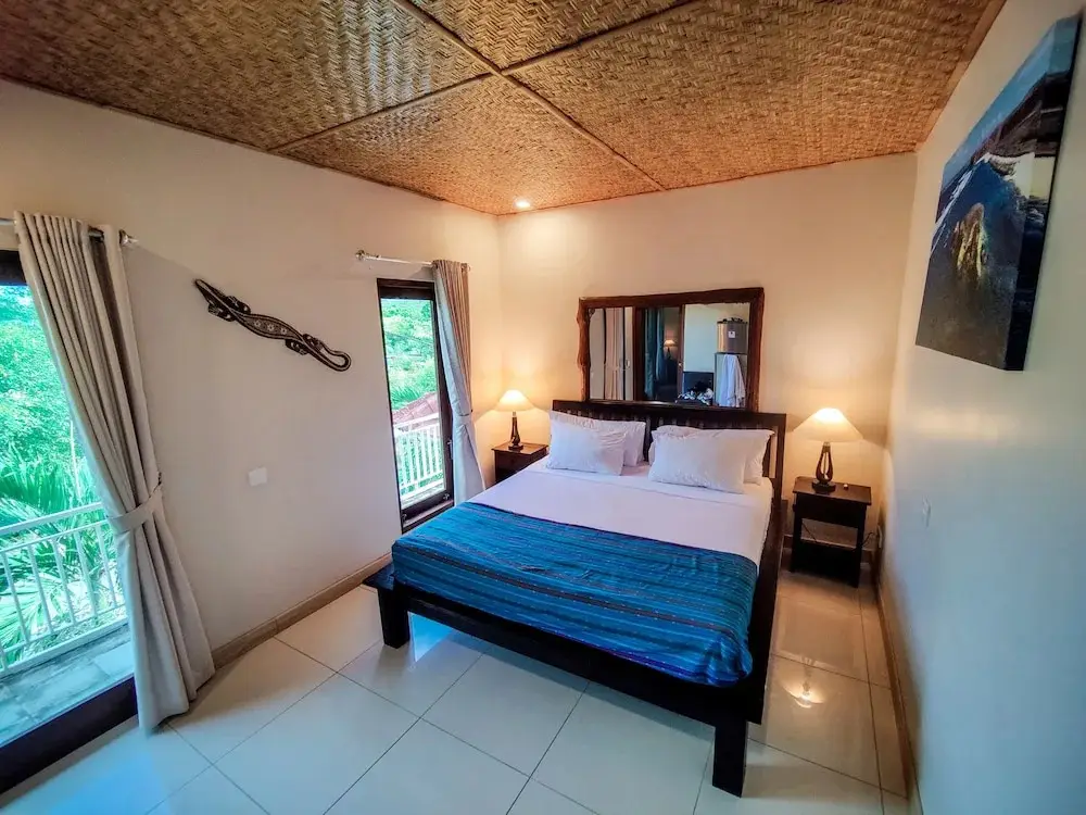 Jerowaru: Ekas Surf Resort