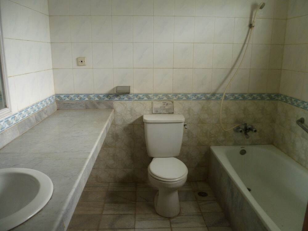 Пурвакарта: Intan Hotel by MyHome Hospitality