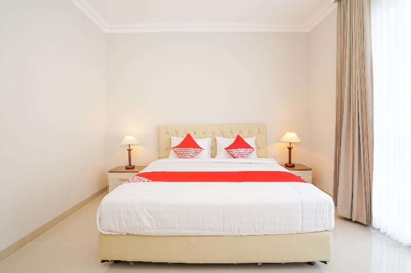 Пляж Plengkung Beach: OYO 477 Raka Residence Syariah, Purwoharjo-Banyuwangi