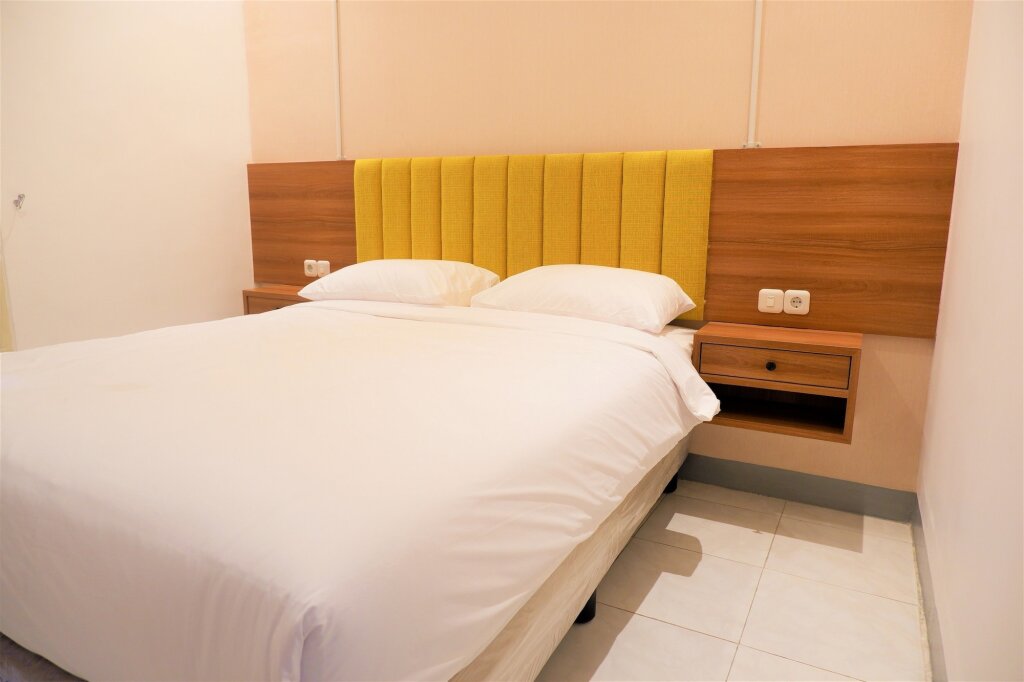 Сурабая: Kokonut Guesthouse
