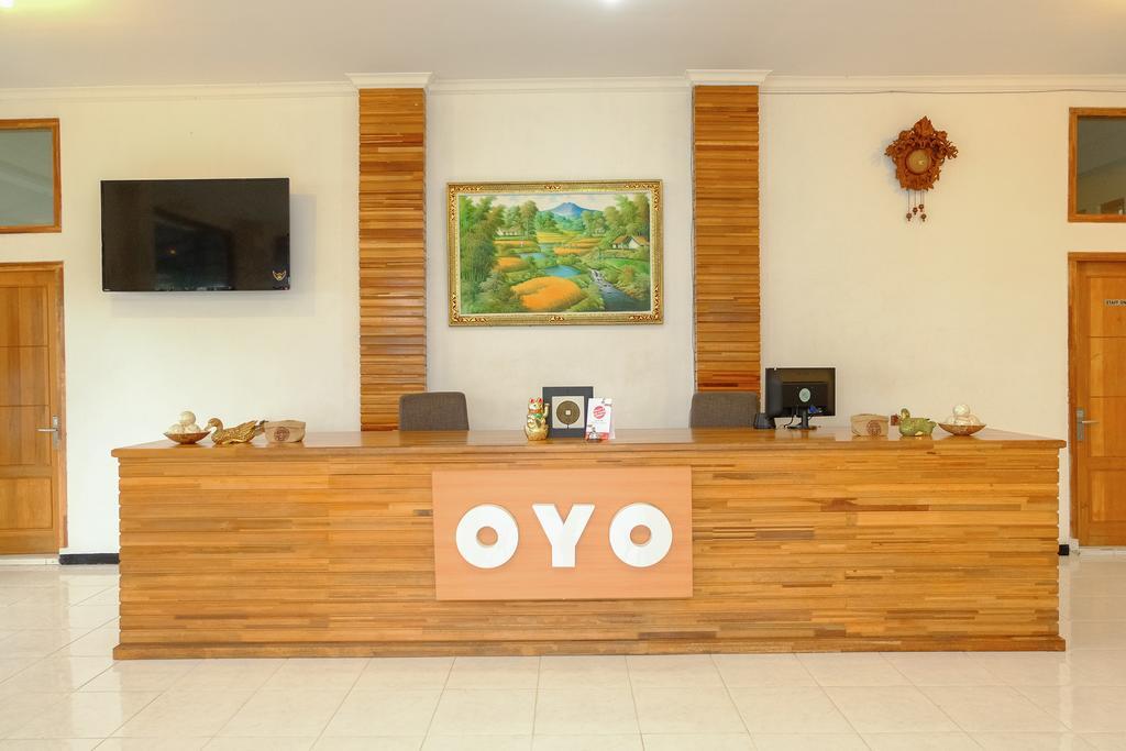 Бату: OYO 446 Hotel Kawi Surapatha