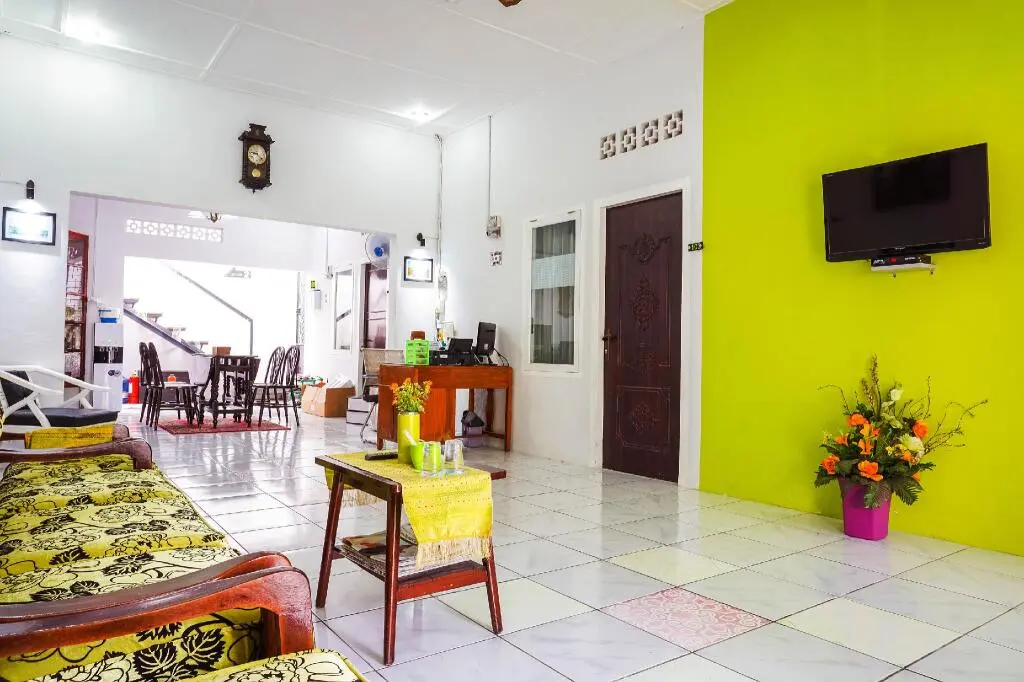 Паданг: SPOT ON 92012 Homestay Grand Mahkota Permai Syariah