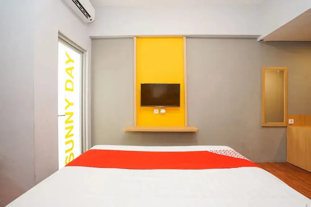 Сурабая: OYO 364 Fame Pavillion Permata