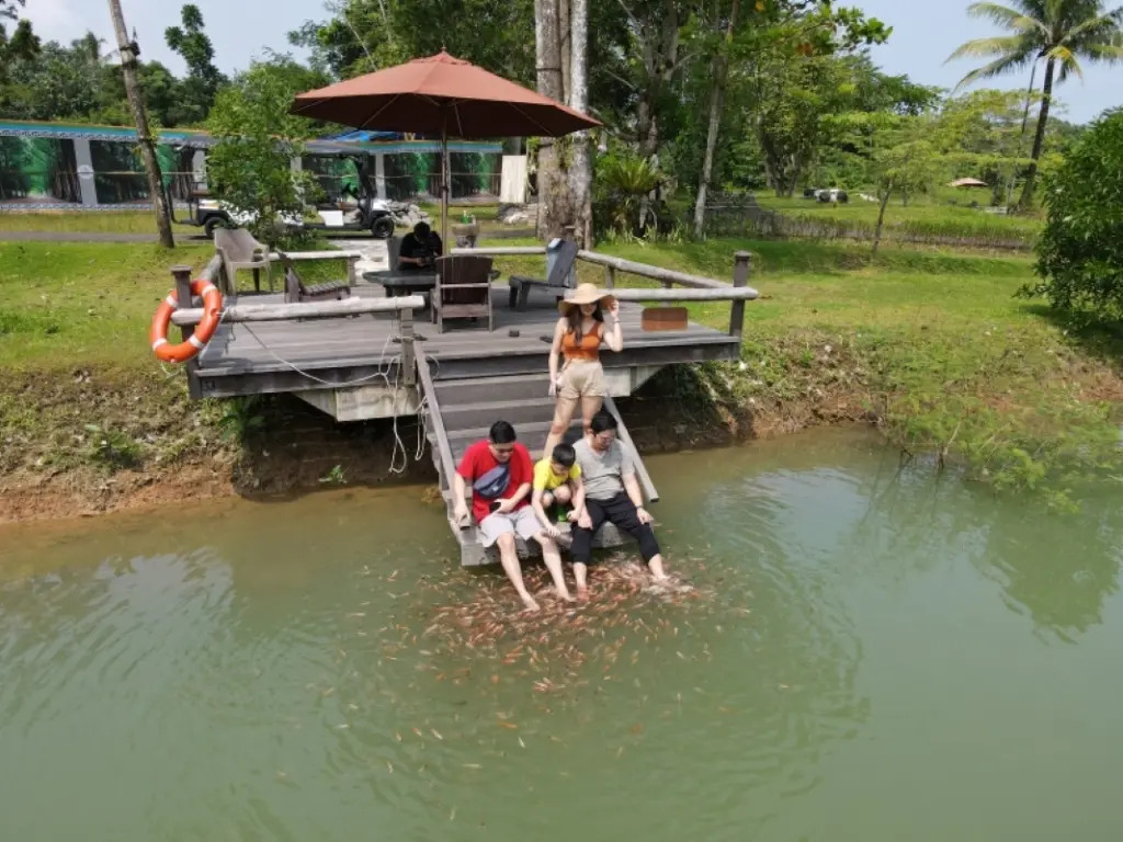 Карита: Mutiara Carita Cottages