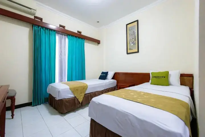 Сурабая: Hotel Pasah Asi by MyHome Hospitality