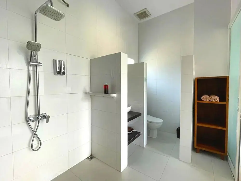 Джепара: The Happinezz Hills Hotel Karimunjawa