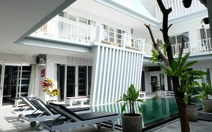 Табанан: MH Hotel Seminyak