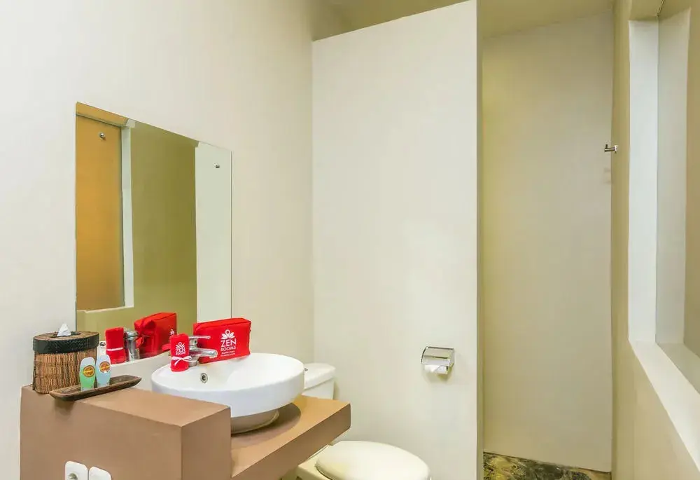 Падангсамбиан: ZEN Rooms Denpasar Mahendradata