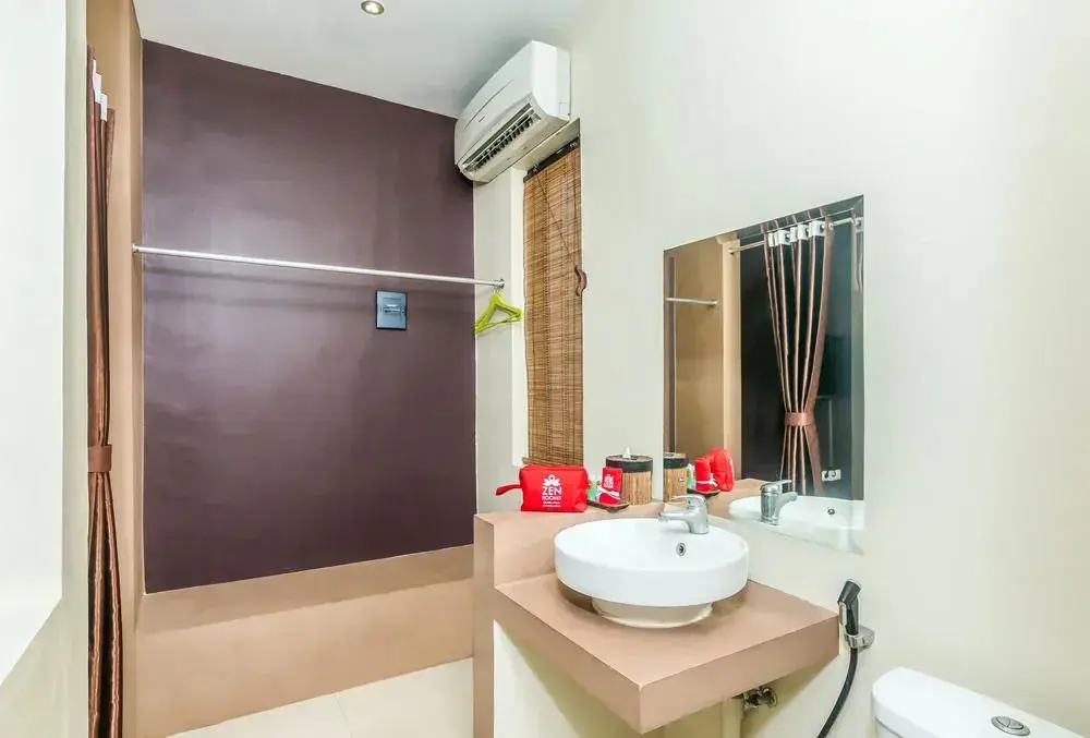 Падангсамбиан: ZEN Rooms Denpasar Mahendradata