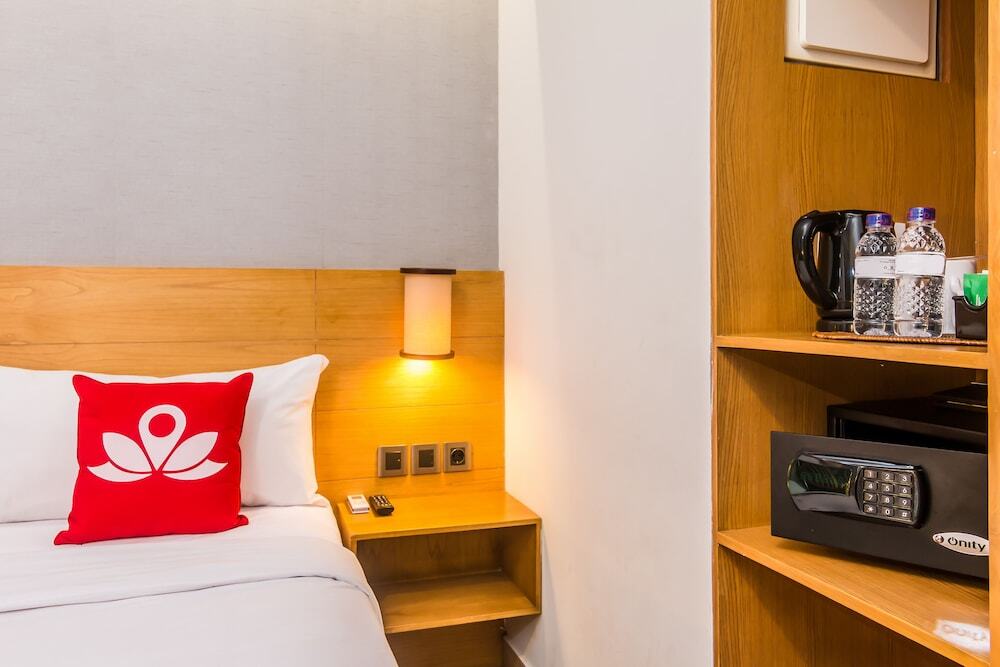 Падангсамбиан: ZEN Rooms Denpasar Gatot Subroto
