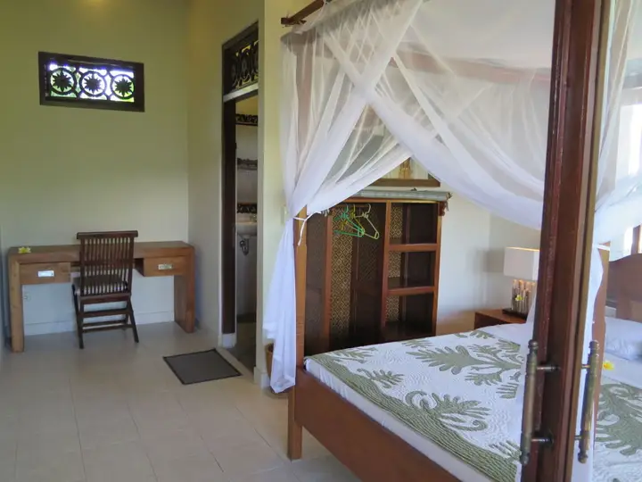 Сидемен: Villa Lihat Sawah
