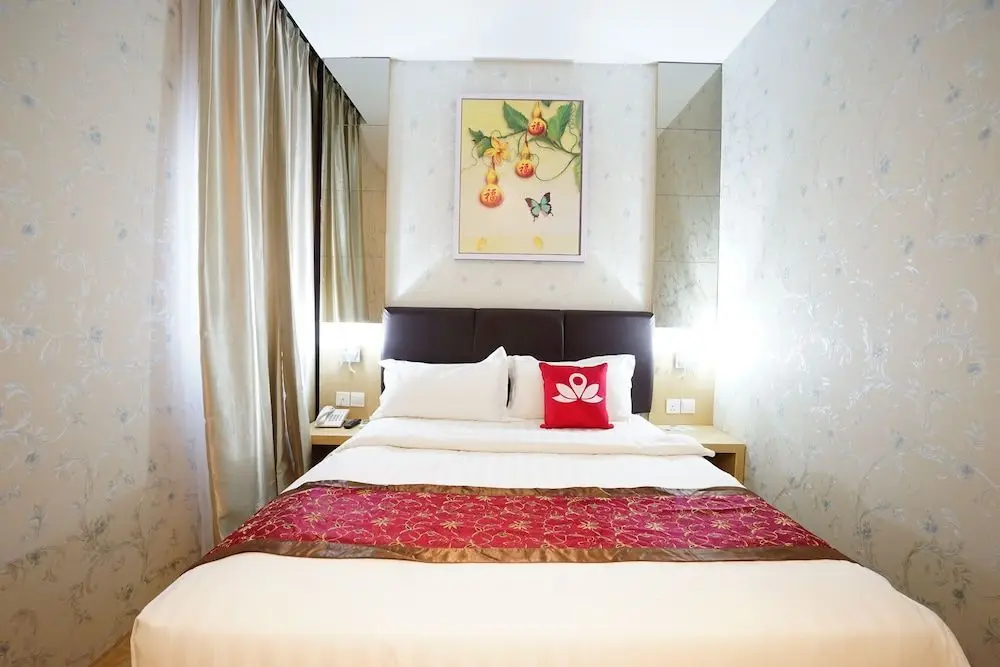 Батам: Cardinal Lucky Star Hotel