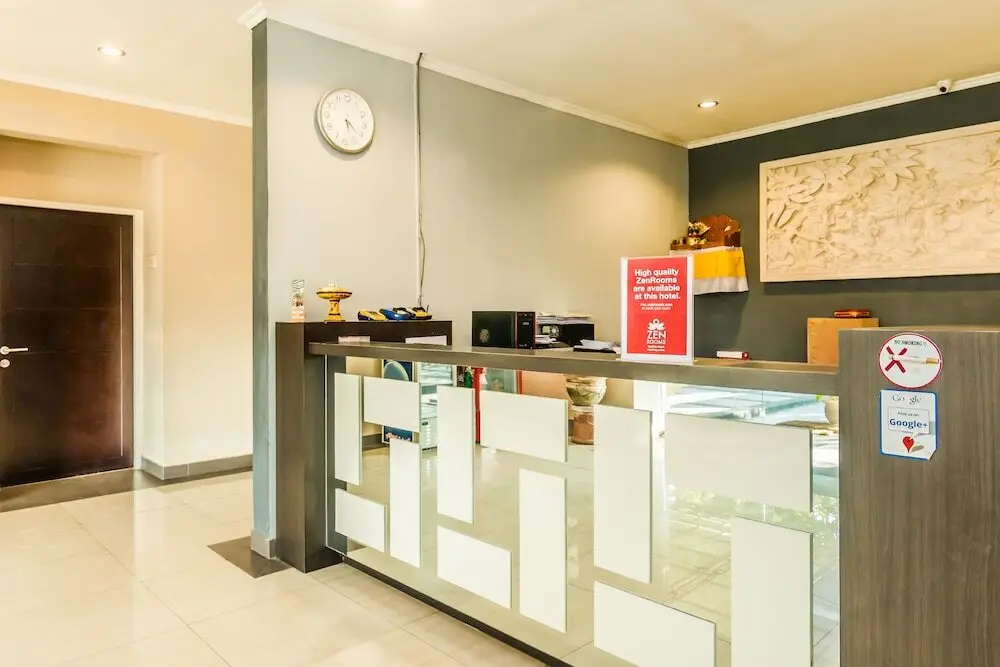 Кута: ZEN Rooms Basic Kuta Centre Kartika Plaza