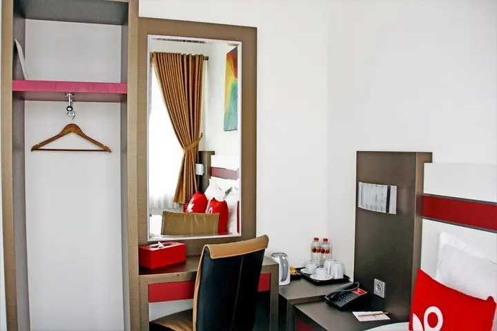 Бандунг: ZEN Rooms Kiaracondong