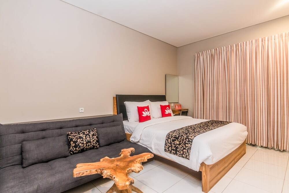 Галле: ZEN Rooms Denpasar Imam Bonjol 2