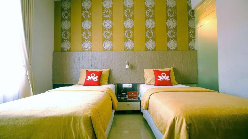 Бандунг: ZEN Rooms Near PVJ