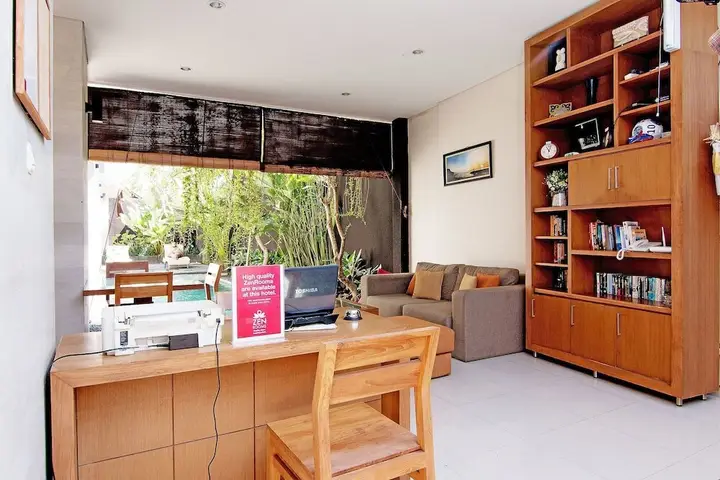 Санур Кайя: ZEN Rooms Homey Sanur