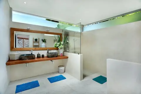Seminyak White Design Villa — фото 1