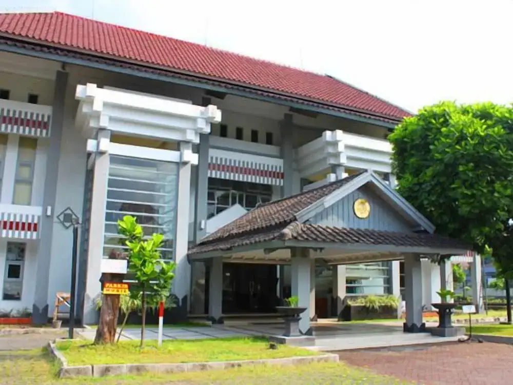 University Club Hotel UGM — фото 1