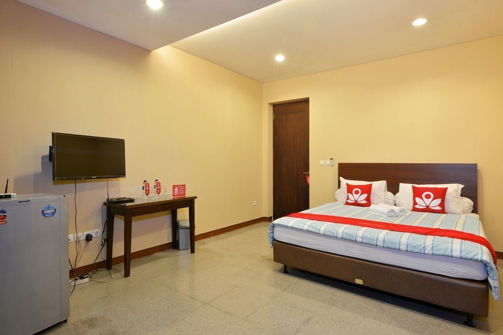 Джакарта: ZEN Rooms Terogong Near Pondok Indah