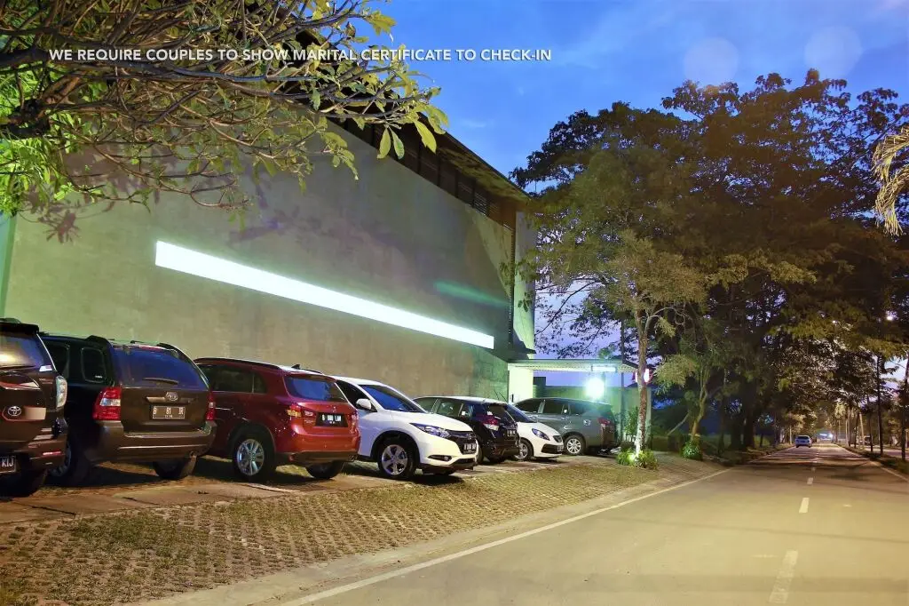 Куруг: ZEN Rooms Permata Karawaci Syariah