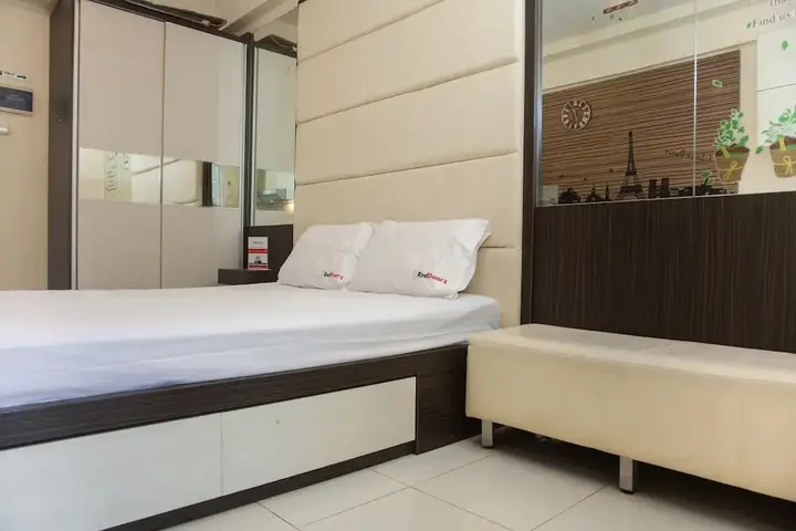 Сурабая: RedDoorz Apartment @ Manyar Street
