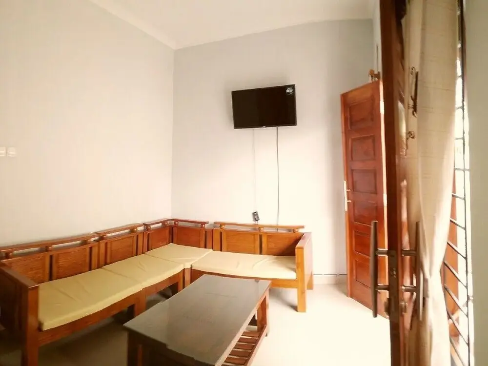 Бангунтапан: Adikarta Guesthouse Janti