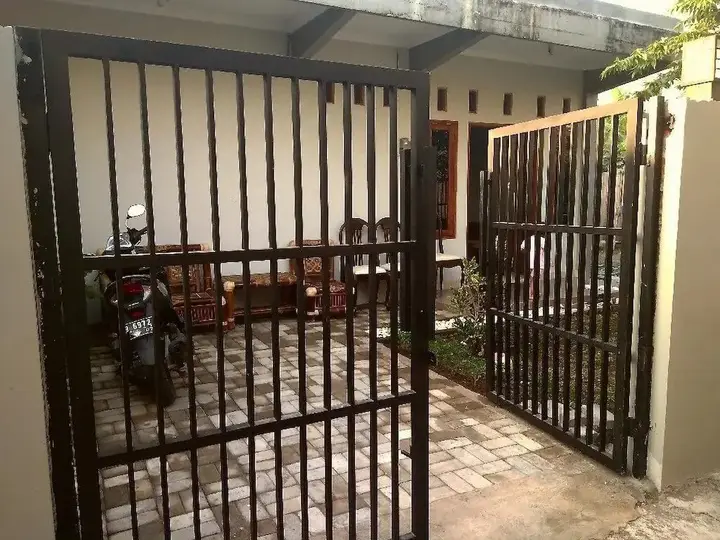 Бангунтапан: Adikarta Guesthouse Janti