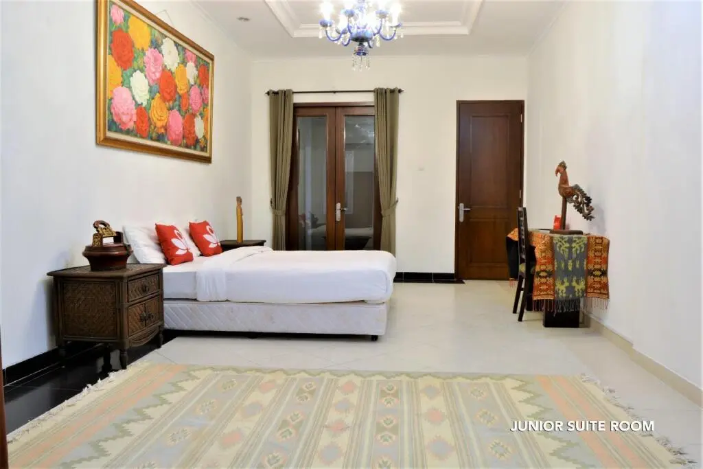 Джакарта: ZEN Rooms Chic Home Kemang