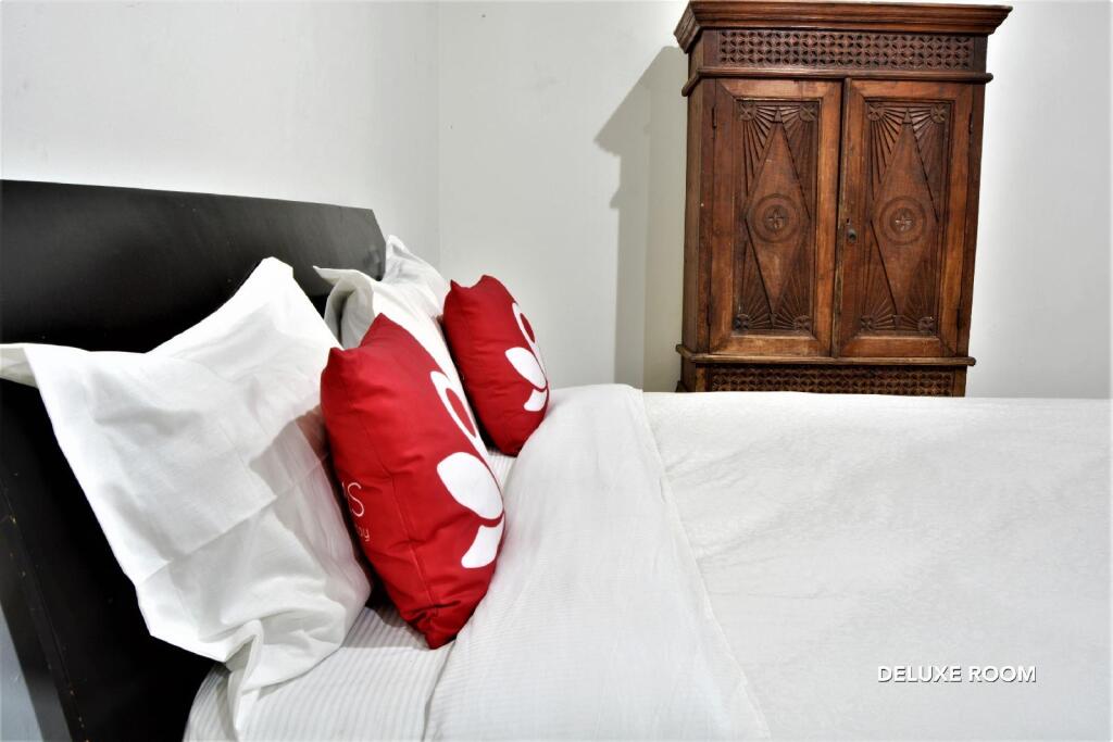 Джакарта: ZEN Rooms Chic Home Kemang