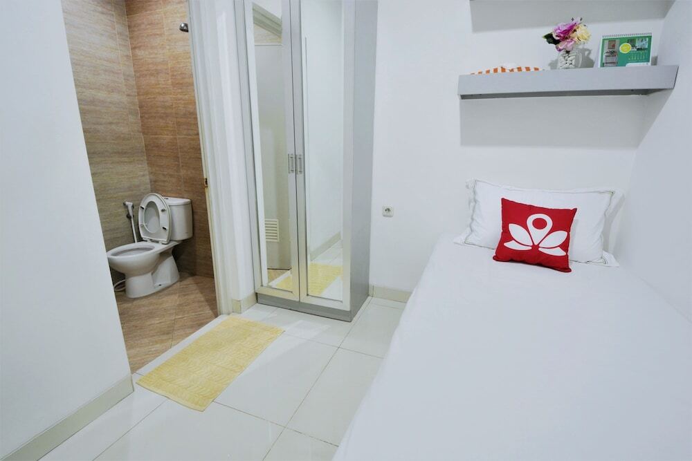 Джакарта: ZEN Rooms Basic Sunter Agung Utara Syariah