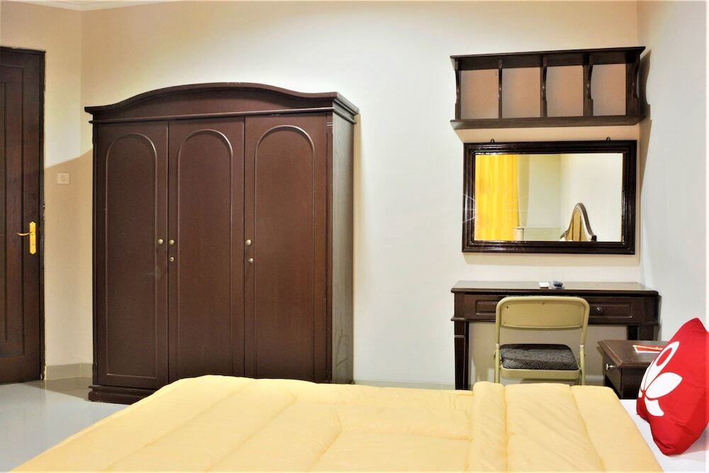 Джакарта: ZEN Rooms Basic Lebak Bulus