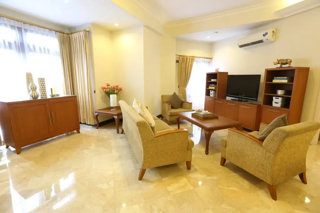Джакарта: Aditya Mansions Apartment