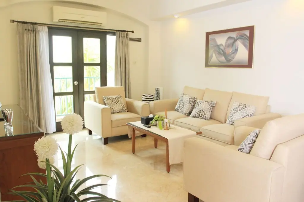 Джакарта: Aditya Mansions Apartment