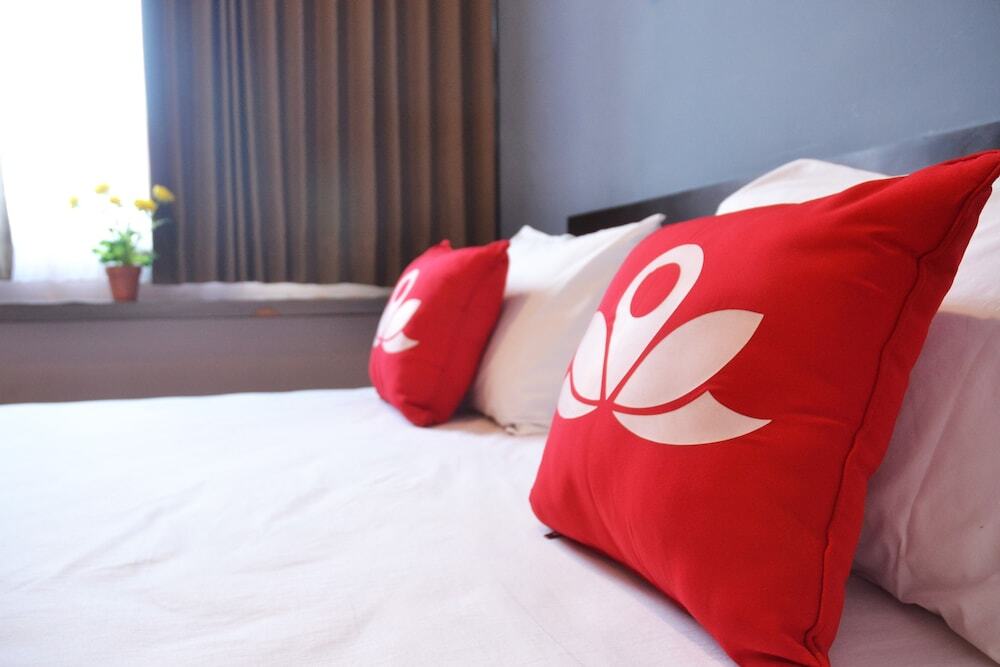 Сурабая: ZEN Rooms Basic Audah Syariah Sutos