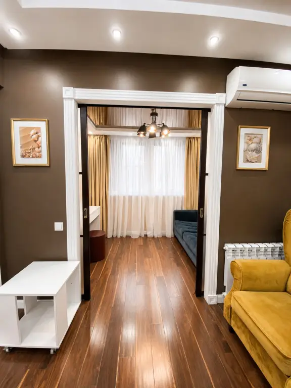 Сочи: Квартира Уютная в Тихом Центре на Роз 65 10 Минут до Моря