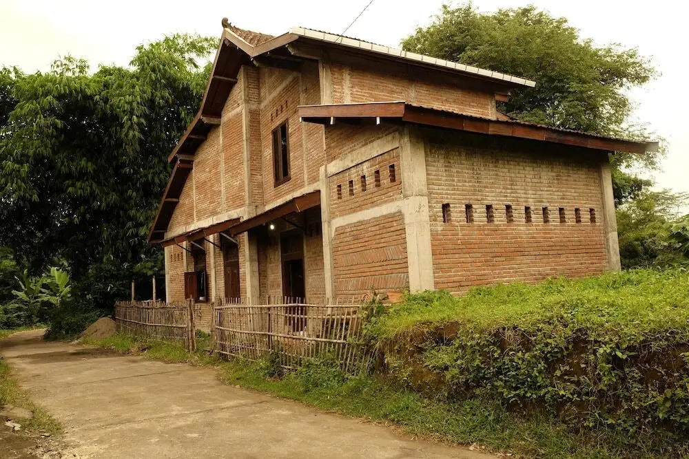Батуретно: Bedog Riverside