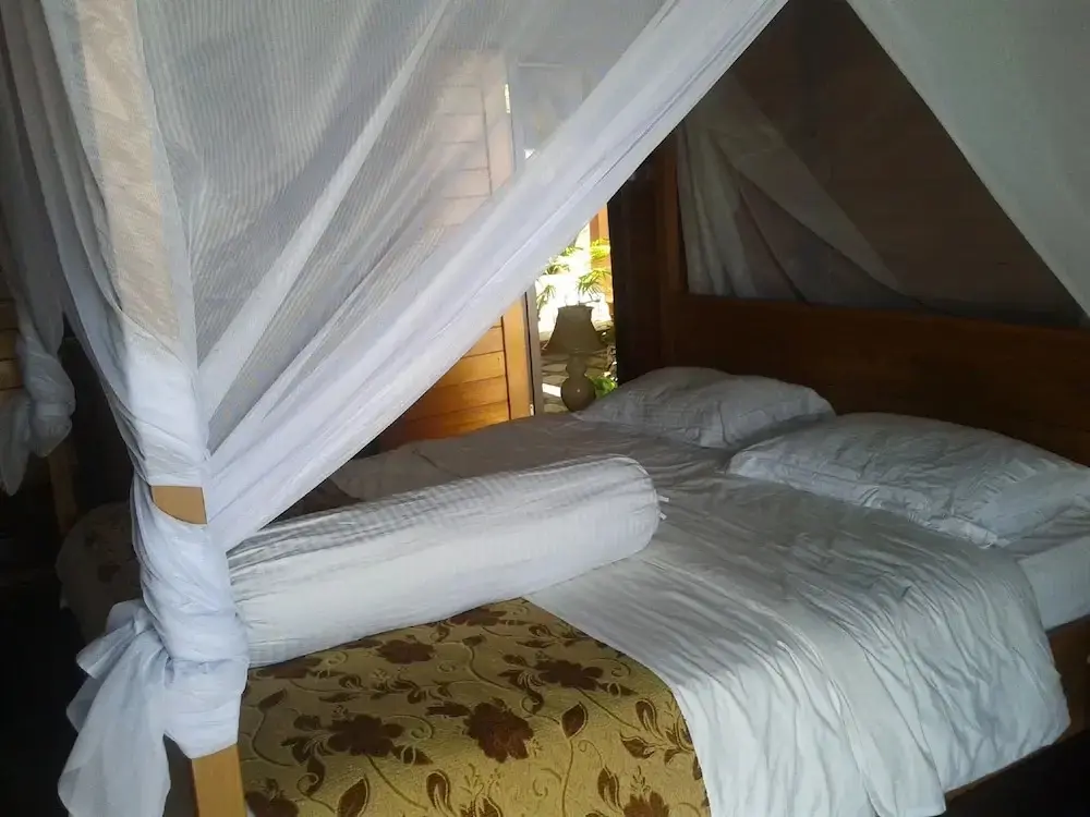 Вори: Tanta Moon Luxury Villas Siladen Island